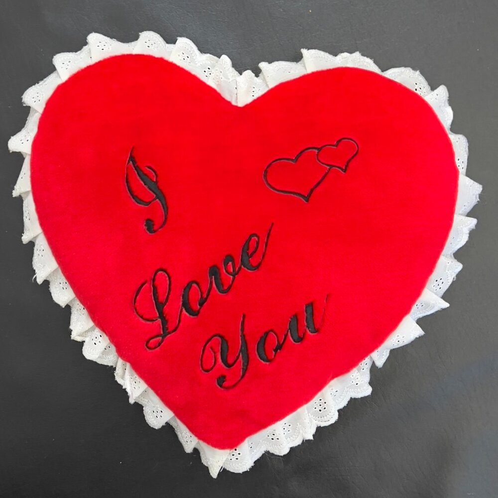 Red Heart Plush I LOVE YOU Valentine's Day Pillow Gift 18"  - Gifts for Lovers